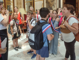 Enfants à l'assemblée