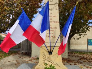 Toussaint 2020 : l’équipe municipale a donné un caractère particulier à cette cérémonie de mémoire.