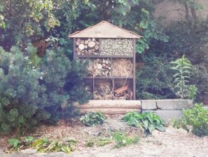 L’hôtel à insectes des enfants du CME pour protéger la biodiversité