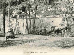 ST CYPRIEN- La Grotte