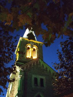 église éclairée 4