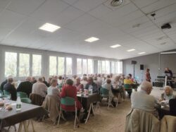 Le repas des seniors cypriennois, nouvelle formule